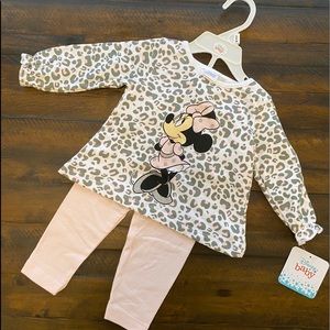 ❌ SOLD ❌ Official Disney Minnie Mouse Set